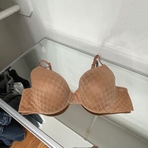 Victoria’s Secret Push Up Bra 42c